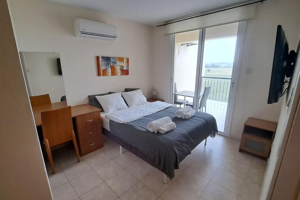 Leah'S Deluxe Villa Tersephanou Dış mekan fotoğraf