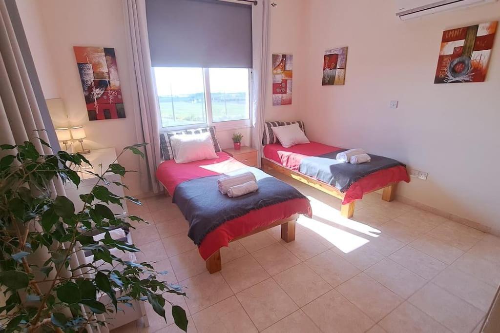 Leah'S Deluxe Villa Tersephanou Dış mekan fotoğraf